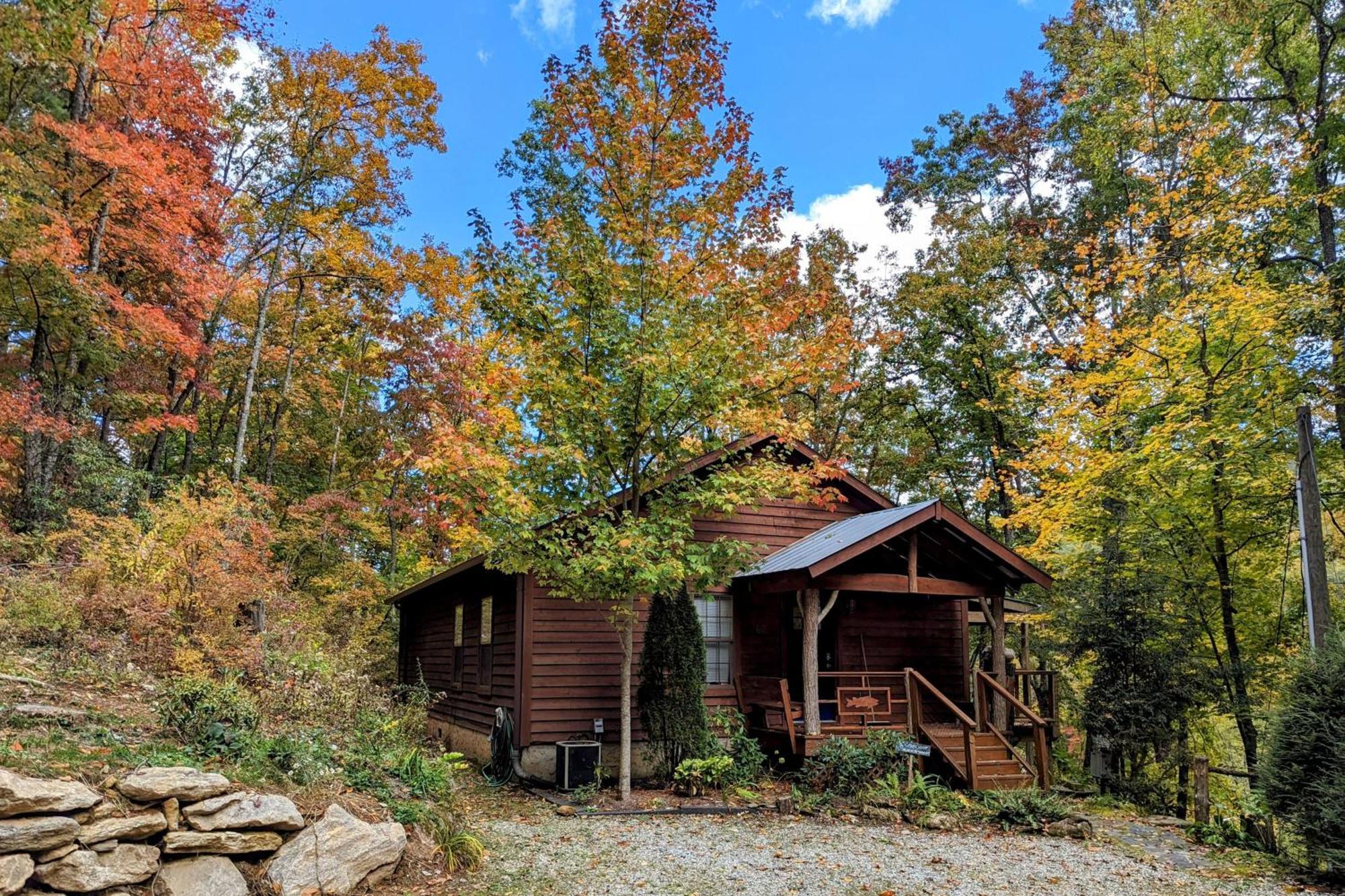 Lakeside Cashiers Cabin With Private Boat Dock! Cullowhee Екстер'єр фото